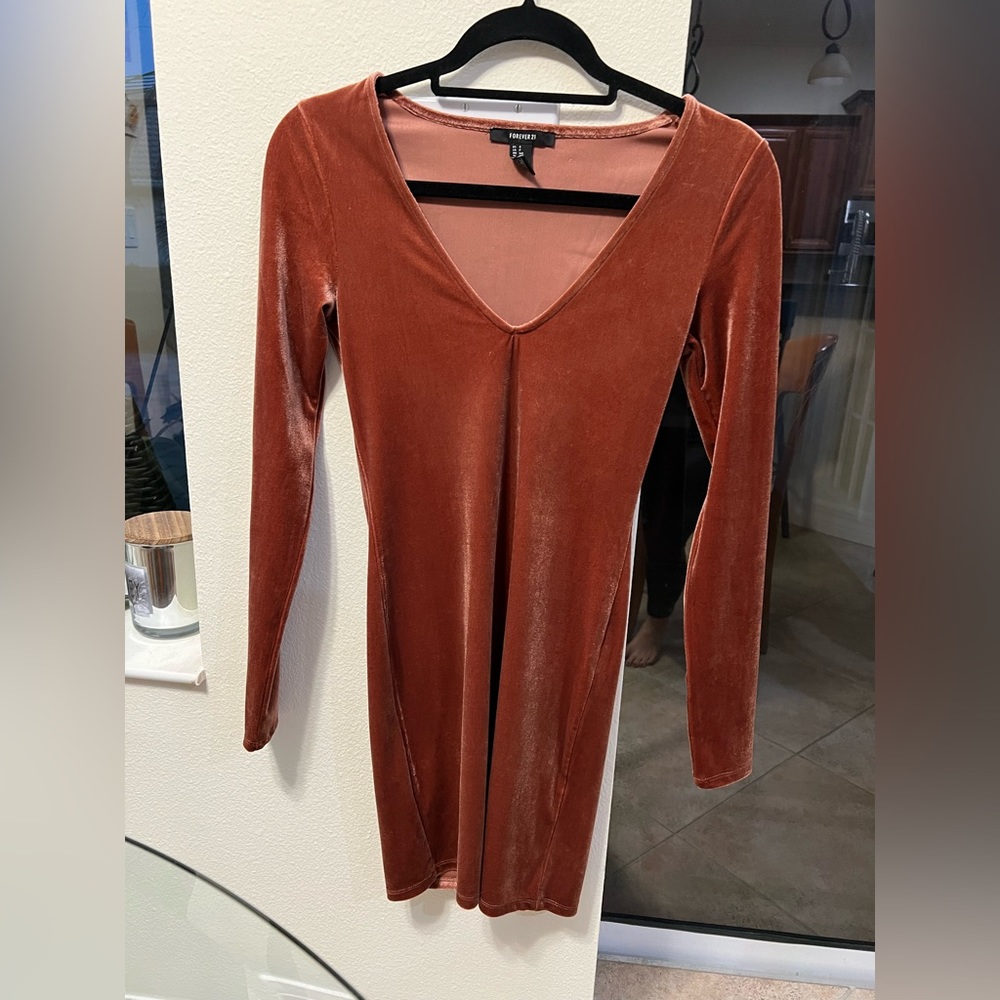 Velvet v neck mini long sleeve dress